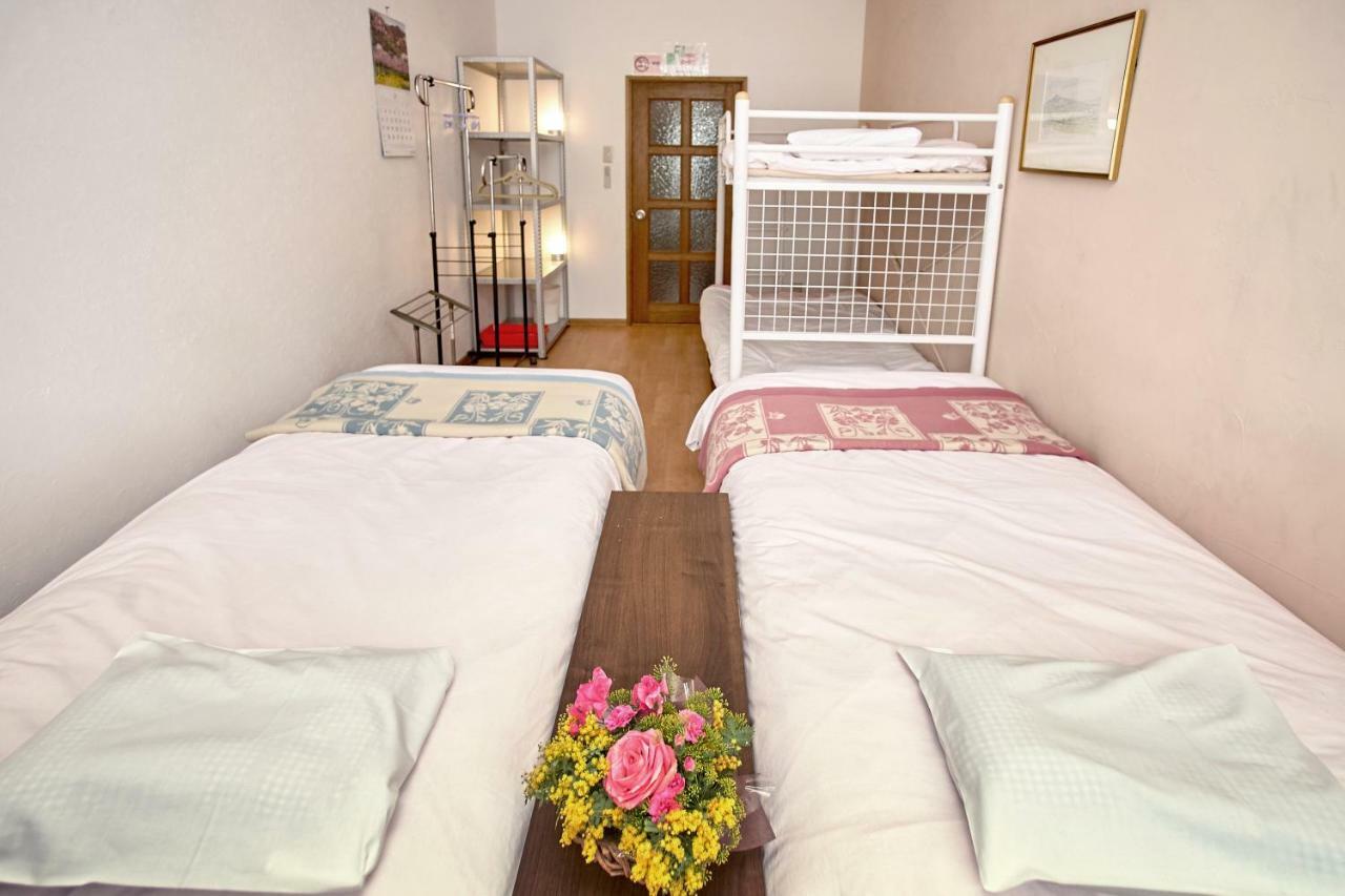 Karimpani Niseko Fujiyama Hostel Room photo